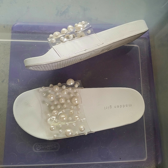 Madden Girl Beaded Sandals - Picture 2 of 4